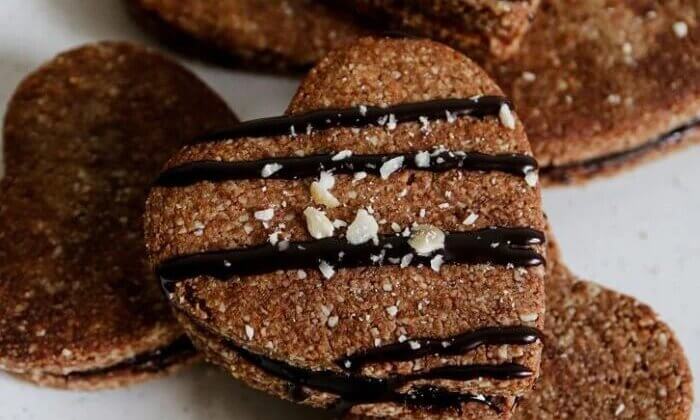 Vegan Chocolate Sandwich Cookies Peta Uk