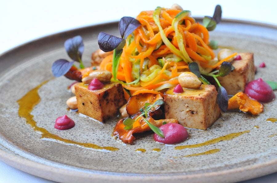 the-best-restaurants-in-the-uk-for-vegan-fine-dining-peta-uk