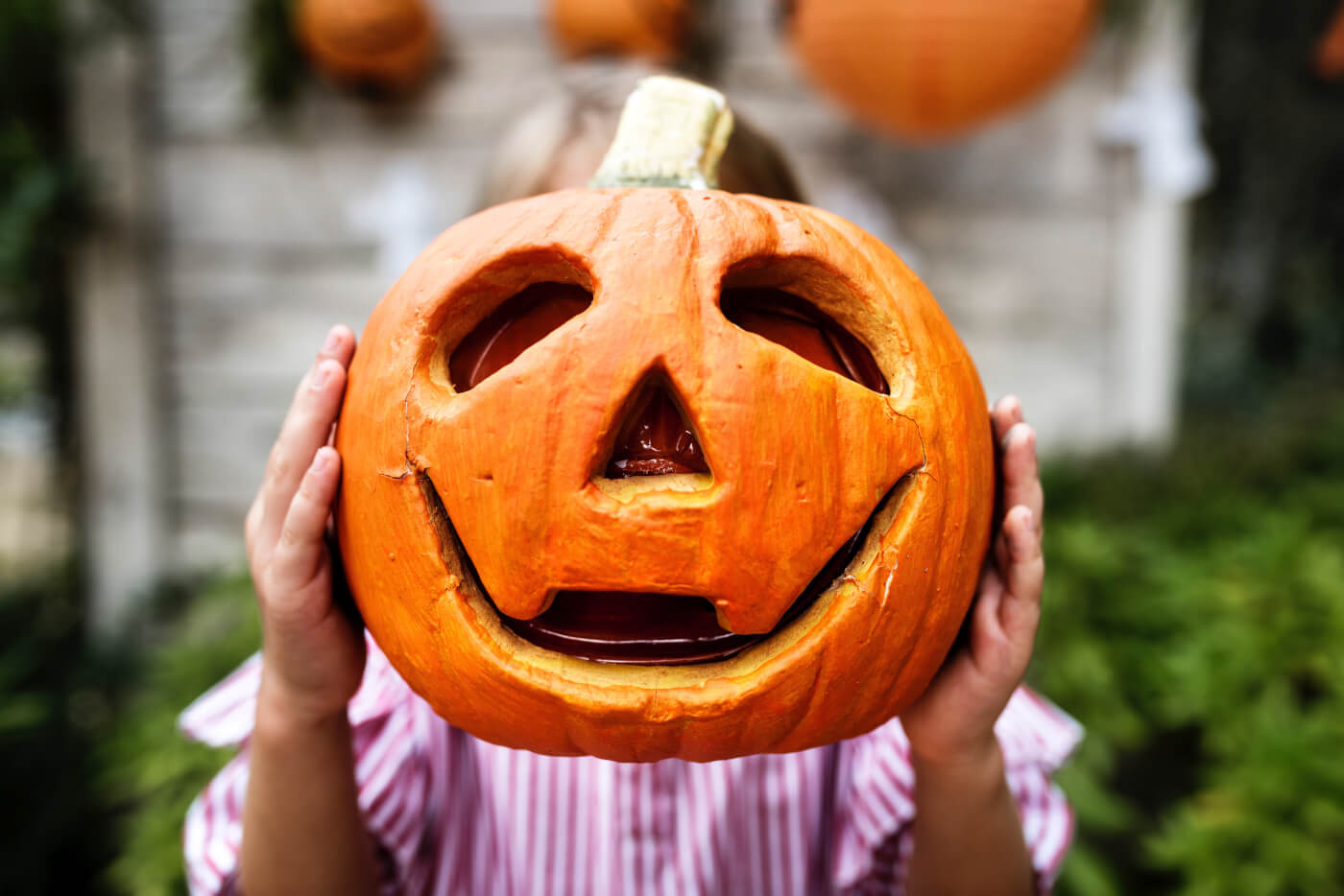 7 Ways to Have a FANGtastic Vegan Halloween - PETA UK