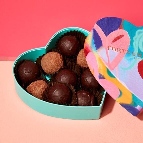 Top 12 Vegan Valentine’s Day Gifts 2025